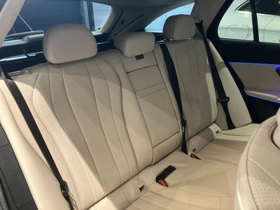 MERCEDES-BENZ E-CLASS - 8