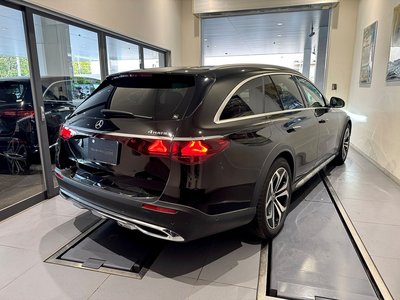 MERCEDES-BENZ E-CLASS - 3