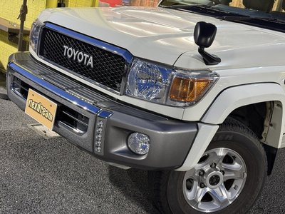 TOYOTA LAND CRUISER - 5