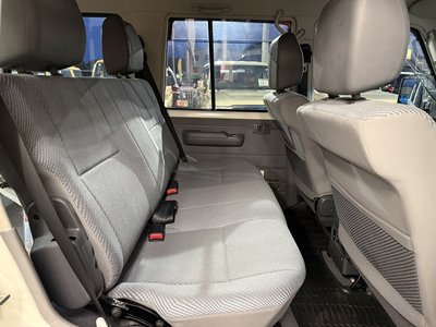 TOYOTA LAND CRUISER - 8