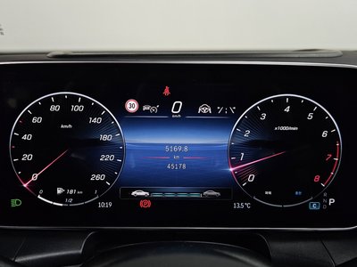 MERCEDES-BENZ GLC - 8