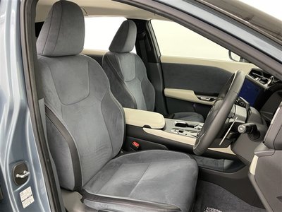 2023 Lexus RZ 照片 2