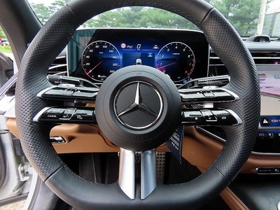 صورة 8 لـ 2024 Mercedes-BENZ E-CLASS