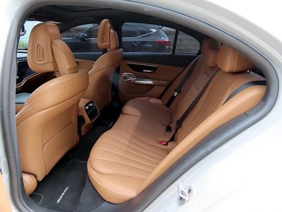 صورة 7 لـ 2024 Mercedes-BENZ E-CLASS