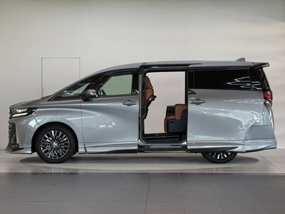 TOYOTA VELLFIRE - 8