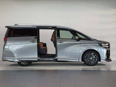 TOYOTA VELLFIRE - 9