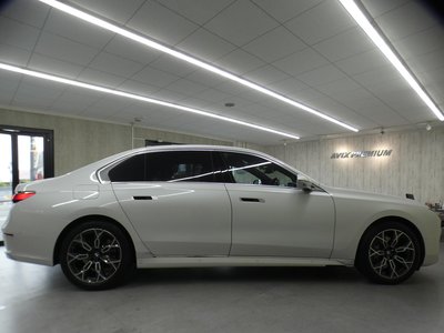 2023 BMW 7 SERIES photo 5