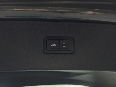 2026 AUDI SQ7 — миниатюра 21