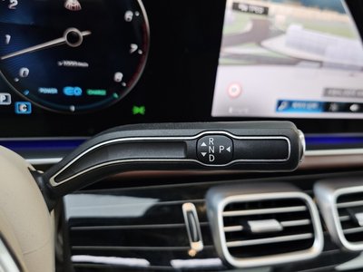 MERCEDES-BENZ GLS - 9