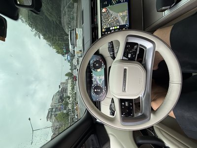 صورة 7 لـ 2025 LAND Rover RANGE ROVER