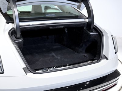 ROLLS-ROYCE SPECTRE - 9