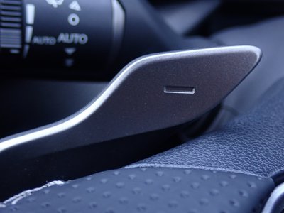 صورة مصغرة 39 لـ 2025 Lexus NX