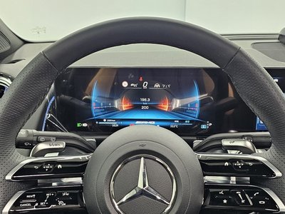 صورة 8 لـ 2025 Mercedes-BENZ GLB