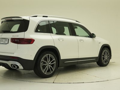 صورة 4 لـ 2025 Mercedes-BENZ GLB
