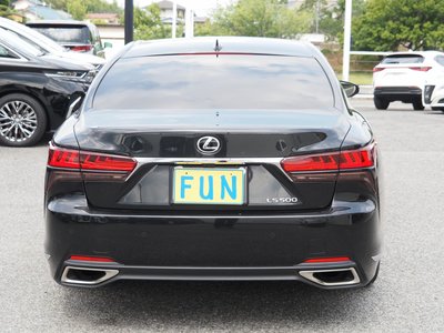 LEXUS LS - 7