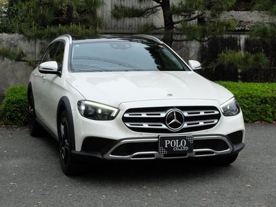 MERCEDES-BENZ E-CLASS - 8