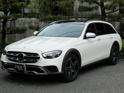 MERCEDES-BENZ E-CLASS - 3