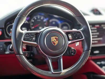 2022 Porsche CAYENNE photo 8