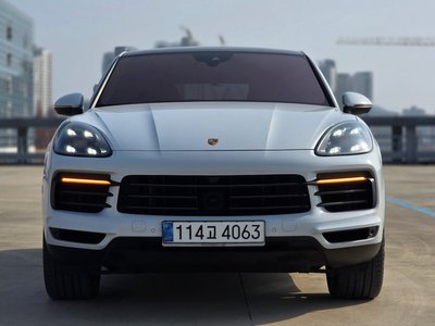 2022 Porsche CAYENNE photo 6
