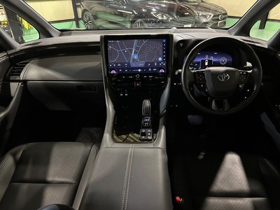 TOYOTA VELLFIRE - 4