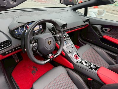 صورة مصغرة 25 لـ 2017 Lamborghini HURACAN SPYDER