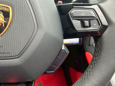 صورة مصغرة 36 لـ 2017 Lamborghini HURACAN SPYDER