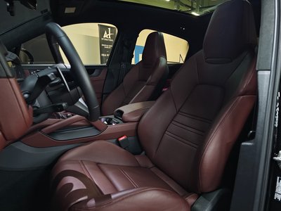 PORSCHE CAYENNE - 10