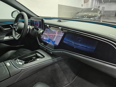 MERCEDES-BENZ E-CLASS - 1