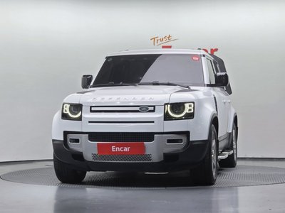 LAND ROVER DEFENDER - 2