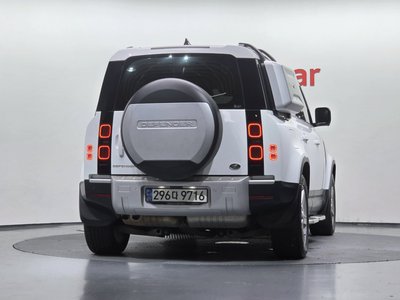 LAND ROVER DEFENDER - 3