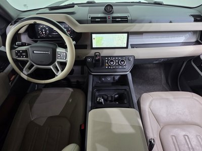 LAND ROVER DEFENDER - 5
