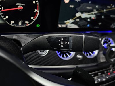 MERCEDES-BENZ E-CLASS - 9