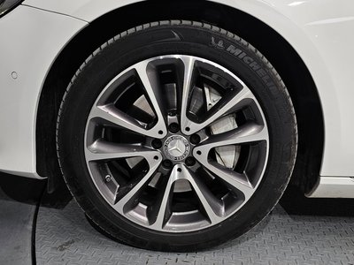 MERCEDES-BENZ E-CLASS - 6