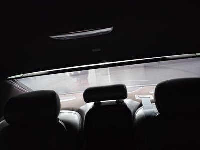 2019 Genesis G90 thumbnail 32