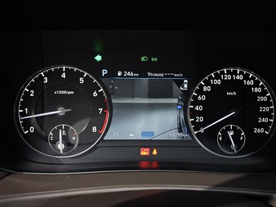 2019 Genesis G90 thumbnail 11