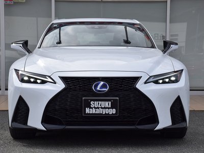 LEXUS IS - 5