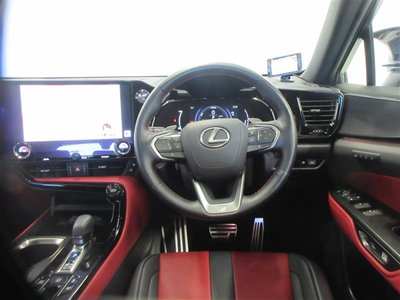 صورة 4 لـ 2023 Lexus NX