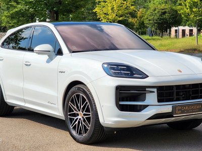 2025 Porsche CAYENNE 照片 1