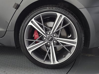 2023 Genesis THE NEW G70 photo 8