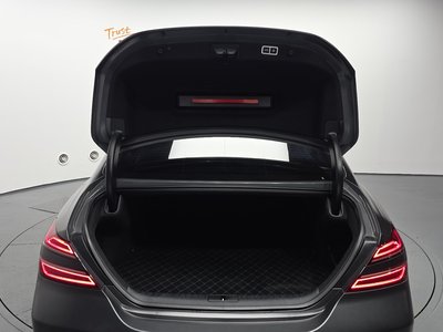 2023 Genesis THE NEW G70 thumbnail 36