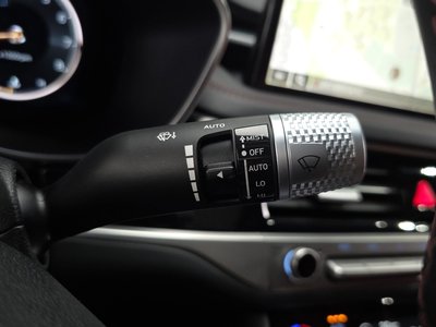 2023 Genesis THE NEW G70 thumbnail 31