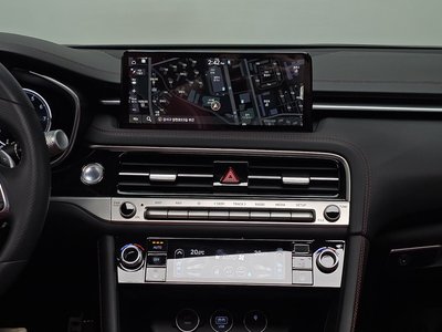 2023 Genesis THE NEW G70 thumbnail 21