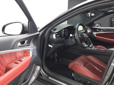 2023 Genesis THE NEW G70 thumbnail 13