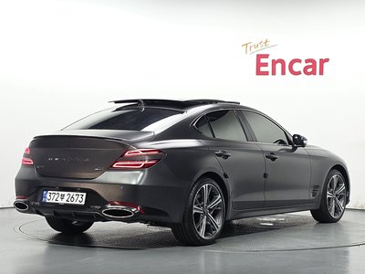 2023 Genesis THE NEW G70 photo 4