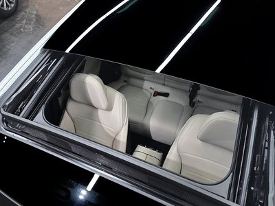 MERCEDES-BENZ GLC - 7