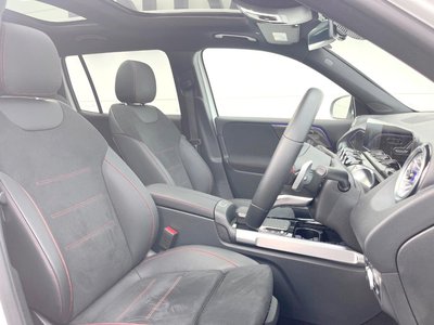 MERCEDES-BENZ GLB - 9