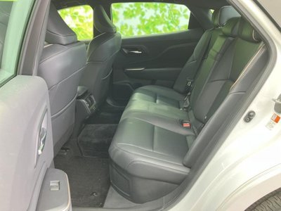 TOYOTA CROWN CROSSOVER - 7