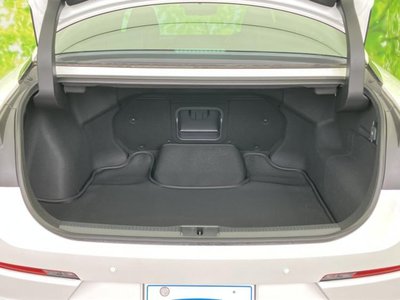 TOYOTA CROWN CROSSOVER - 8