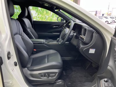 TOYOTA CROWN CROSSOVER - 4