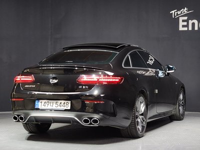 MERCEDES-BENZ E-CLASS - 4